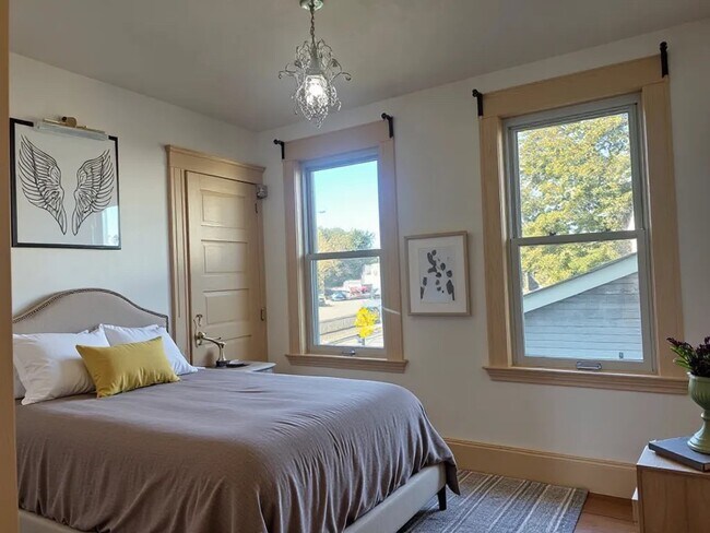 Photo - 85 River St Unit 2