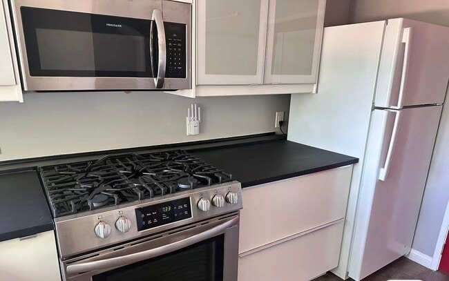 Photo - Azusa two beds one bath guest house for lease