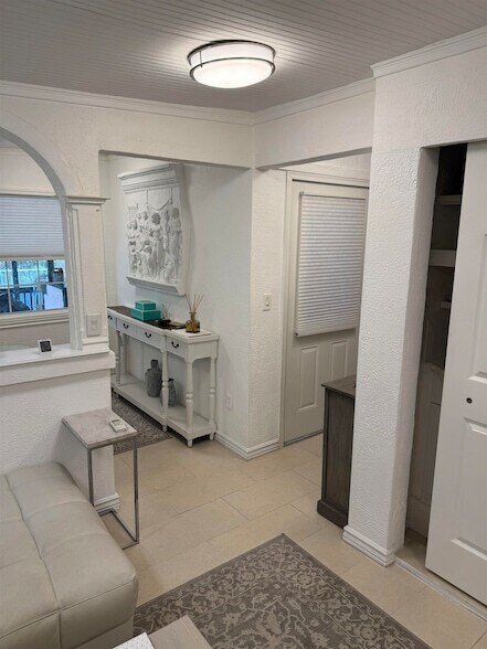 Photo - 295 W Palmer Mill Rd