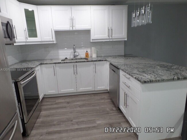 1600 S Ocean Dr Unit 18D
