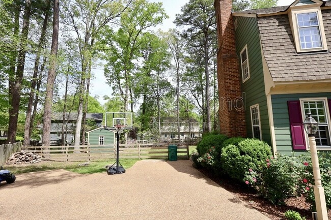 Photo - 10502 Crowncrest Ct