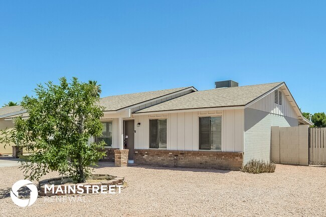 Photo - 2249 E Gable Ave