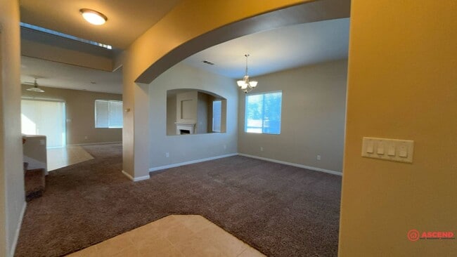 Photo - Splendid 5 Bedroom Off Westside Parkway!