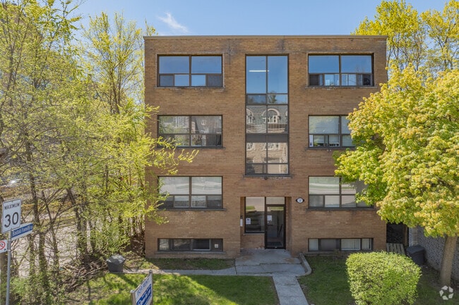 Building Photo - 7 Glazebrook Ave
