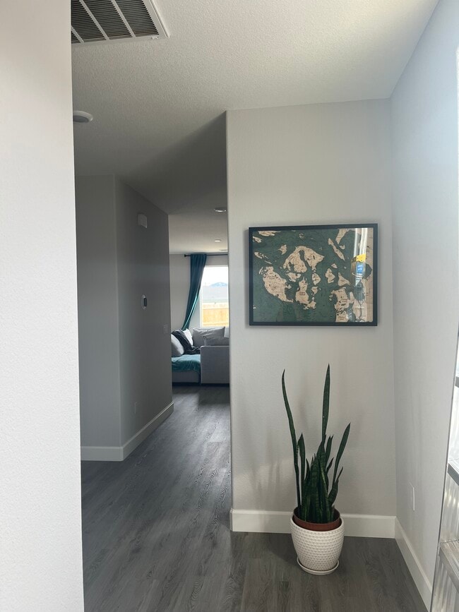 Photo - 735 Crimson Cir