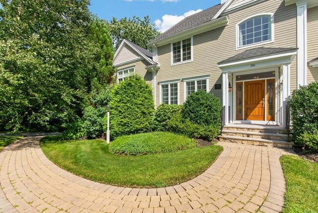 36 Sunset Rock Rd