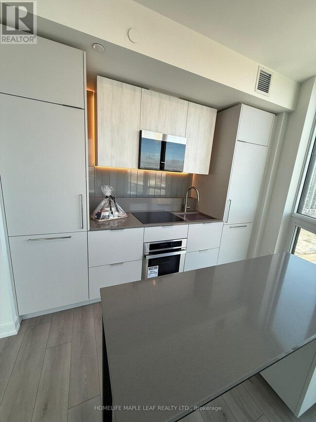 Photo - 1 Fairview Rd E Unit 1904