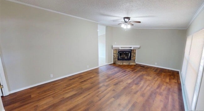 Photo - 124 Sevarge Ln