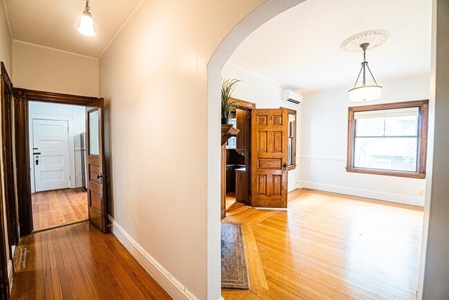 Photo - 18 Whittier St Unit 2R