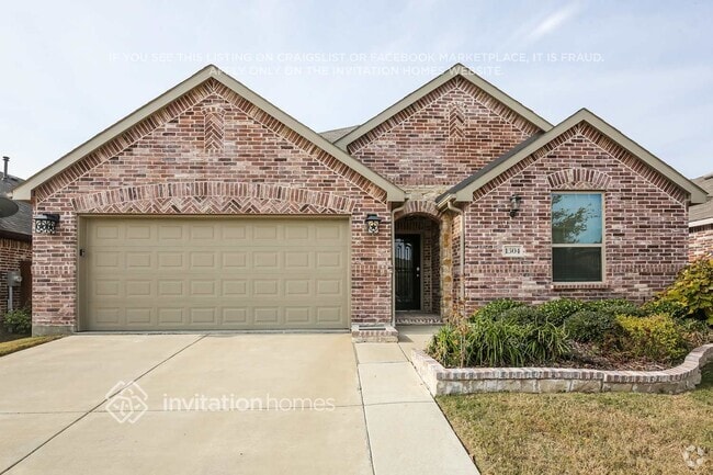 Building Photo - 1304 Roadrunner Dr Rental