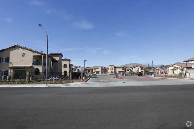 Vista Rio Apartments