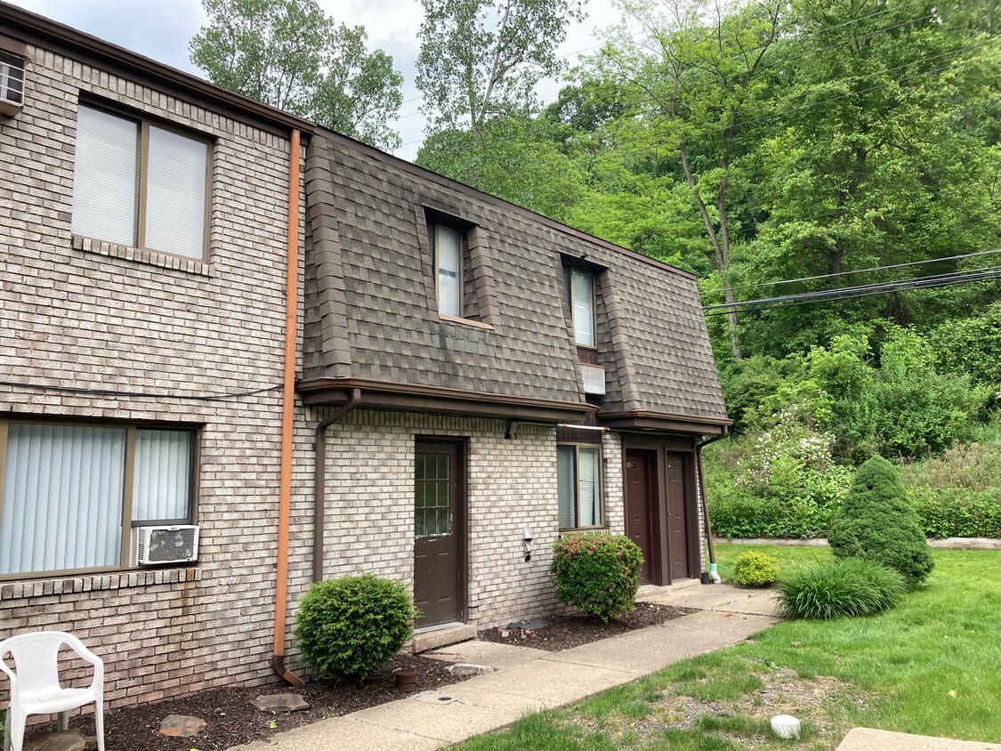 Photo - 502 Kellywood Mnr (New Kensington, PA)