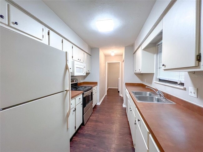 Photo - 720 SW 77th Terrace