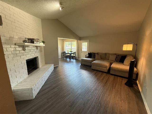 Photo - 1040 Meadowview Dr