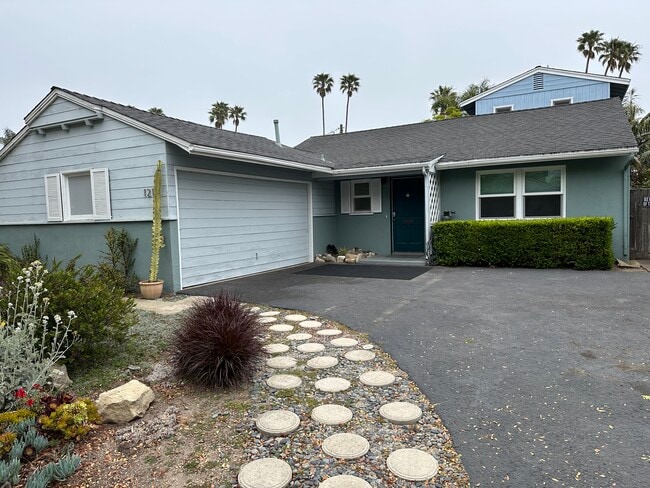 Photo - 1213 Del Oro Ave House