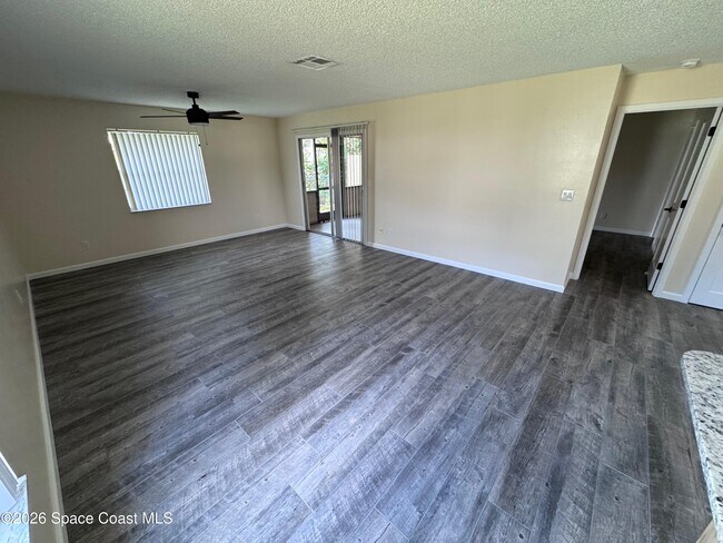 Photo - 1717 Bruman Terrace