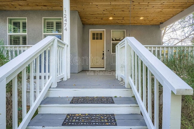 Photo - 2474 Eaton St