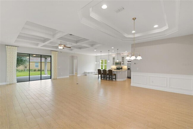 Photo - 202 Messina Pl
