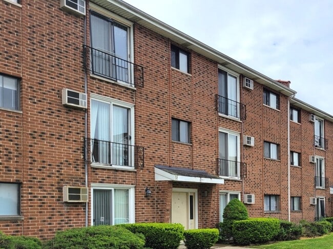 Building Photo - 1257 Harding Ave Unit A2