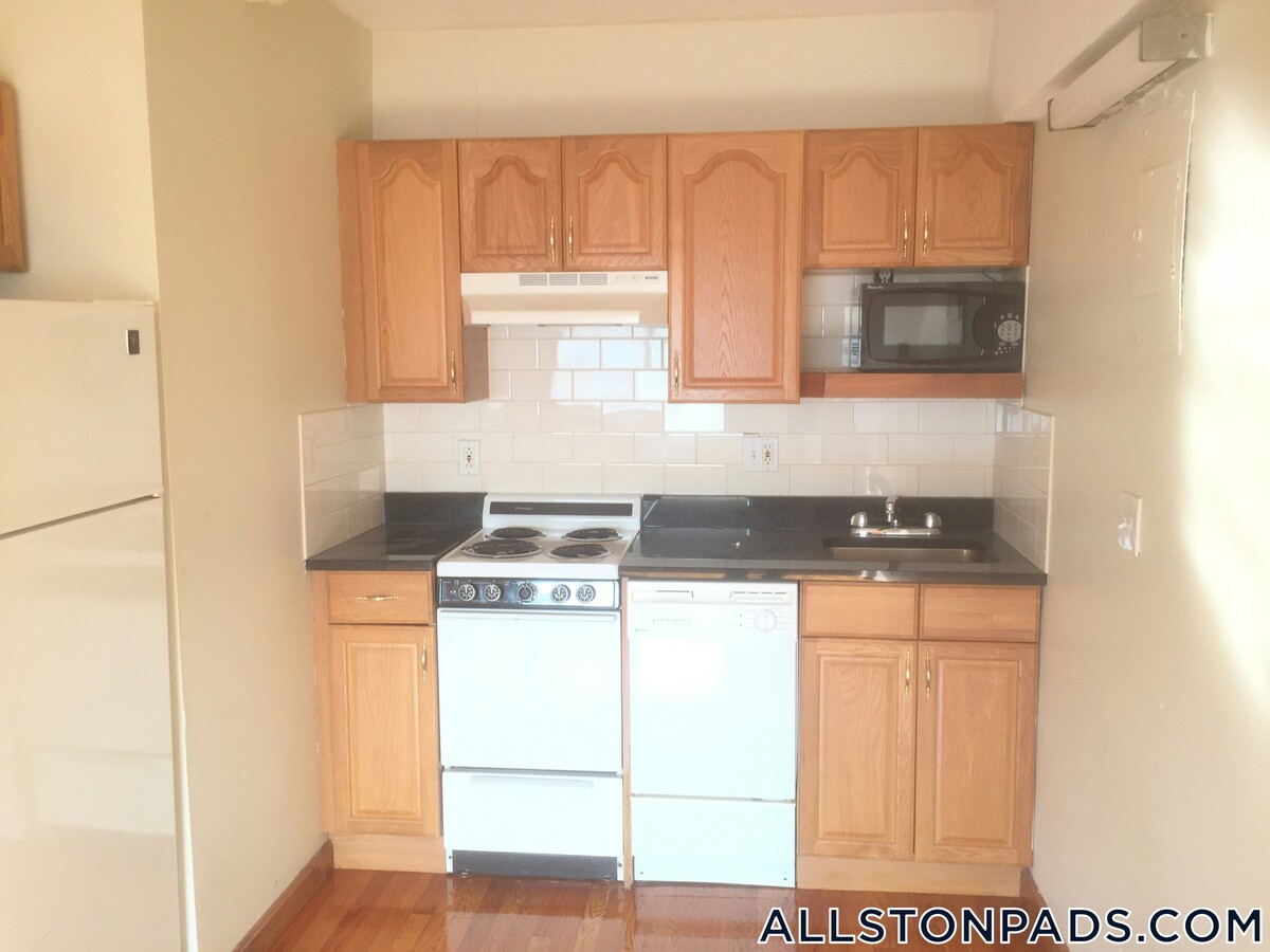 Photo - 1110 Commonwealth Ave Apartment Unit 405