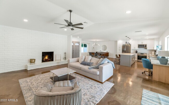 Photo - 1511 E Edgewater Dr