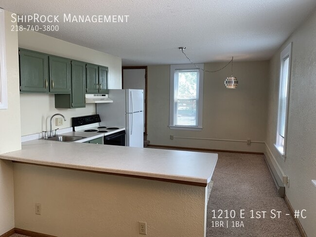 Photo - 1210 E 1st St Unit #C