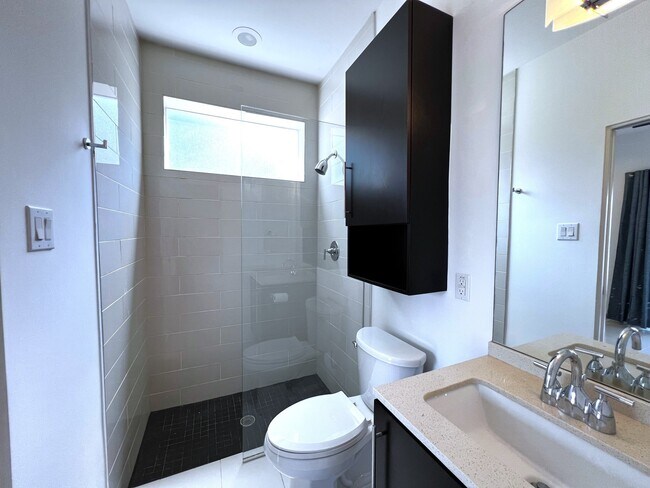 Photo - 1524 Blodgett St