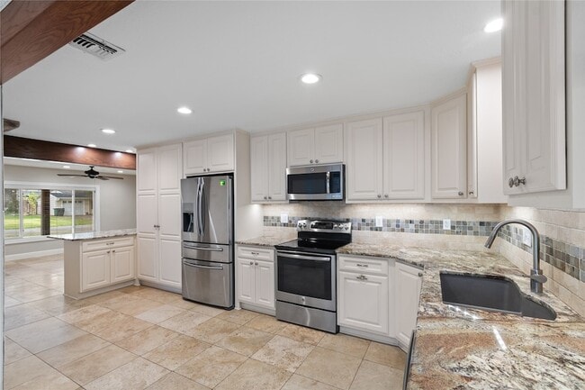 Photo - 6413 Remlap St