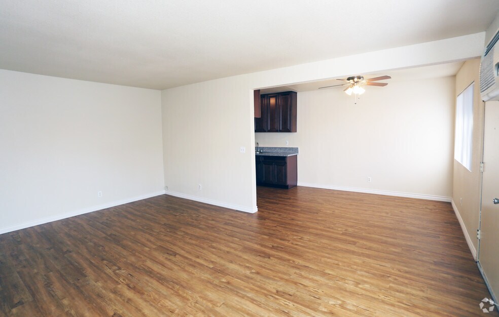 1BR, 1BA-Living Room