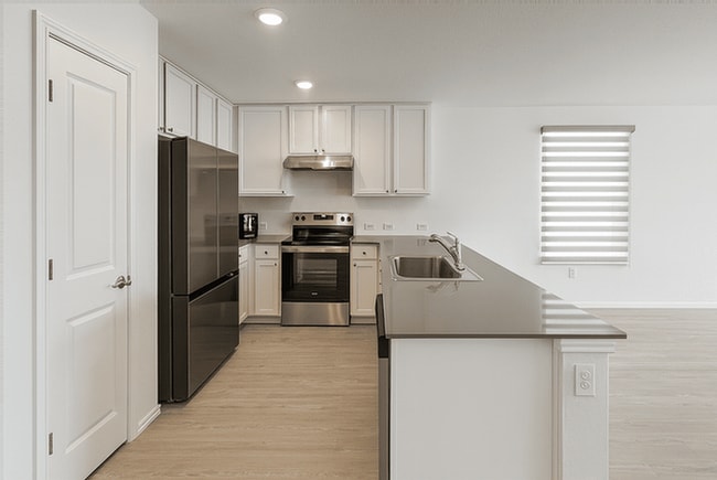 Photo - 514 Primrose Ln