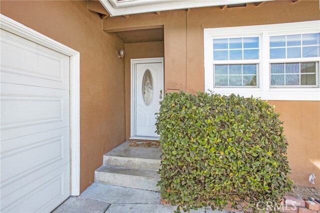 825 Mulberry Ave