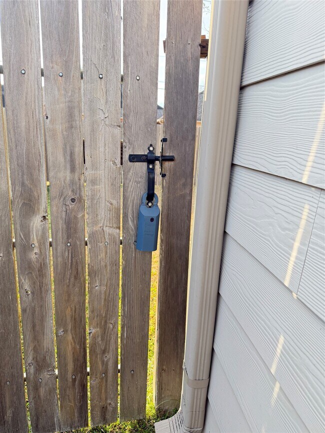 Photo - 2538 Bedrock Ln