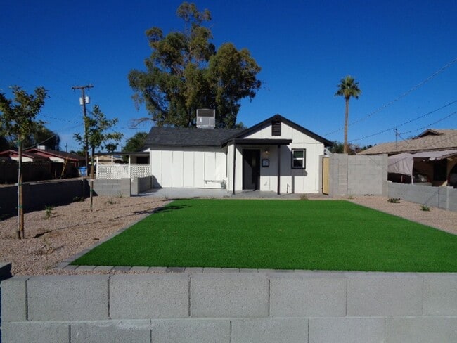 Building Photo - #1027-JC Unit A Rental