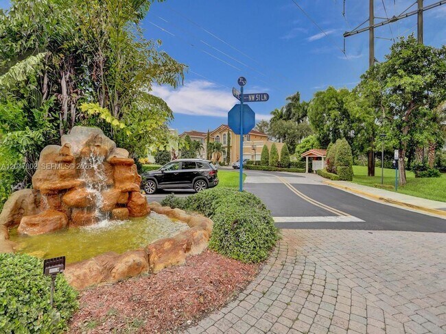 Photo - 10813 NW 51st Ln