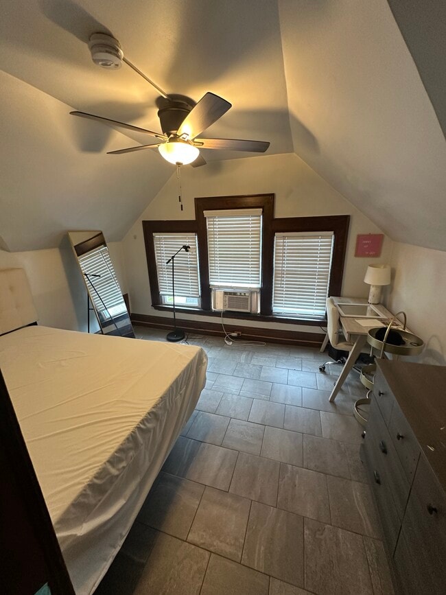 All-Inclusive Living in Collegetown!