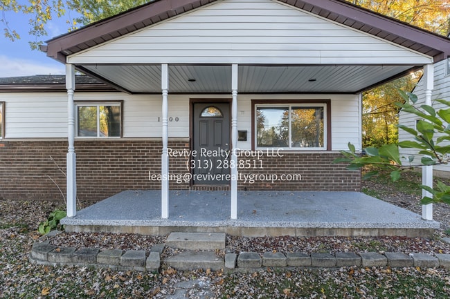 Photo - 1000 Hunter Ave