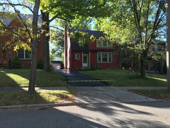 Beginning tomorrow cars can drive on the driveway - 3520 Ingleside Rd