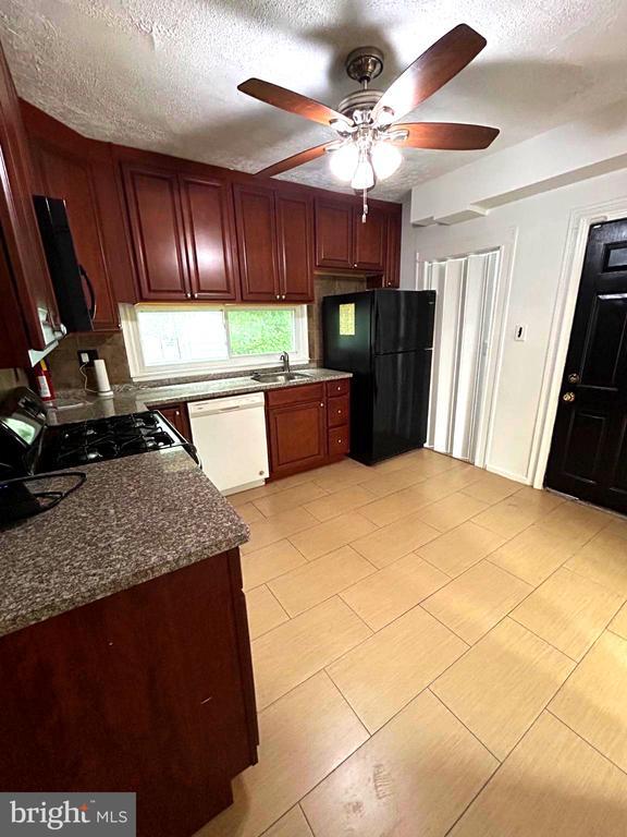 Photo - 6401 Clearspring Rd