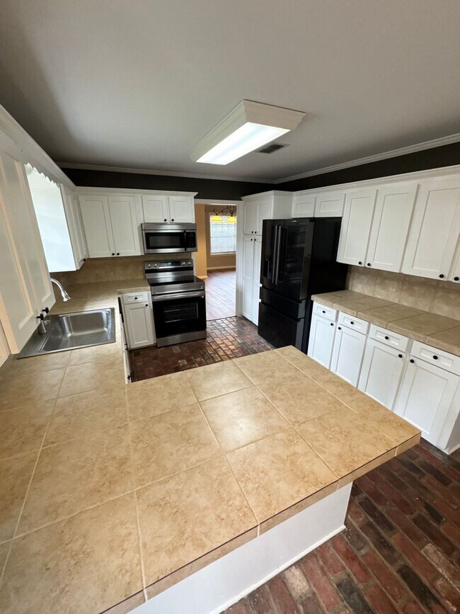 Photo - University Terrace Home!