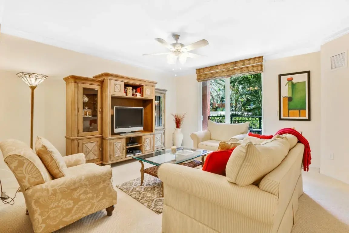 Photo - 600 S Dixie Hwy (West Palm Beach, FL)