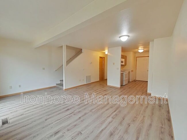 Photo - 2431 Wheeler Dr Unidad A