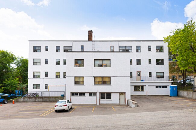 Photo - 12 Kinsdale Blvd.
