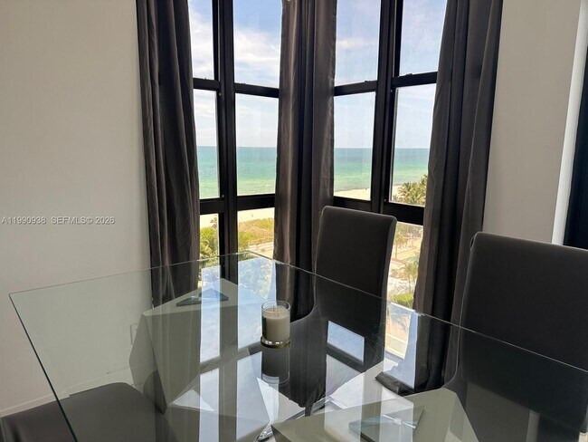 Photo - 2555 Collins Ave Unit 1114