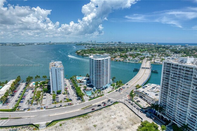 Photo - 1881 79th Street Causeway Unidad 404
