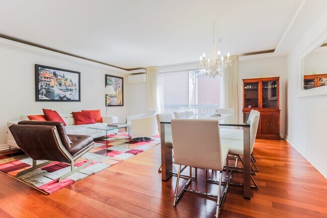 Photo - 28-28 Admiral Rd