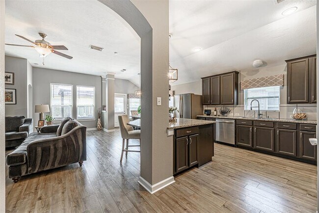 Photo - 2003 Lansing Cove Dr