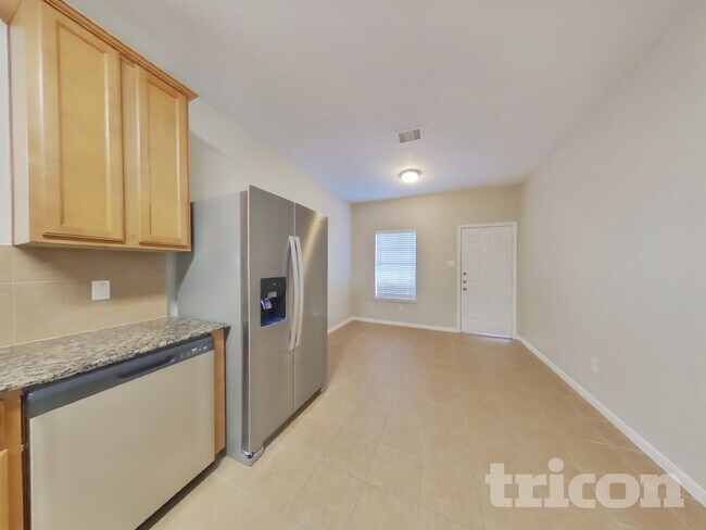 Photo - 6619 Lindale Manor Ct