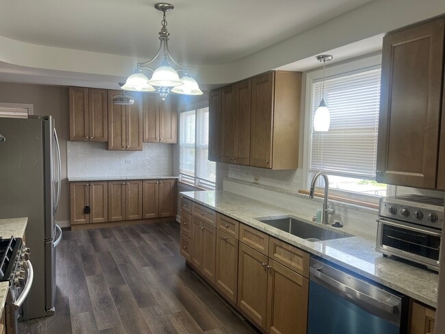 Photo - 6528 N Rockwell St Unit 2