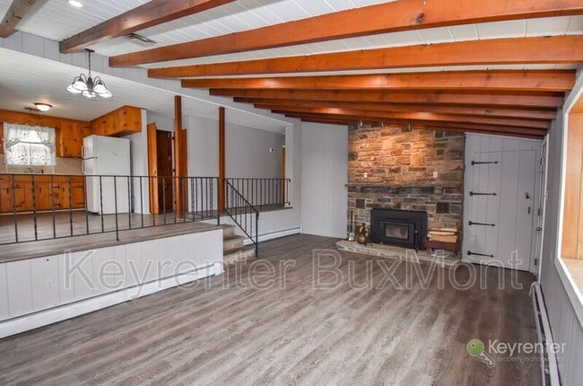 Photo - 134 Irish Meetinghouse Road
