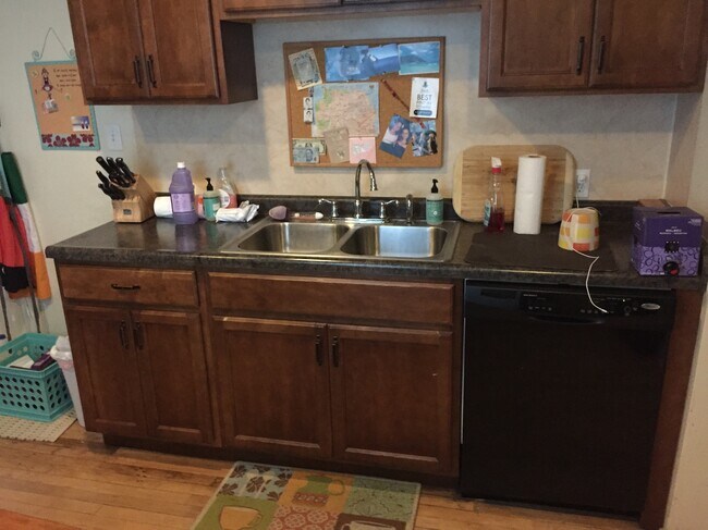 Photo - 1041 Jenifer St Unit 1st Floor